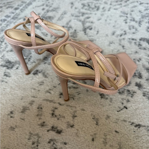 Nine West - Tidle Ankle Strap Heeled Sandal - Picture 6 of 7